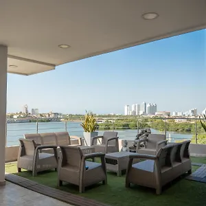 Aparthotel Bahia 79 Apartasuites Cerca Al Centro Cartagena (Kolumbien)