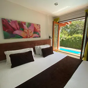 Hotel Boutique Rosas 5 G